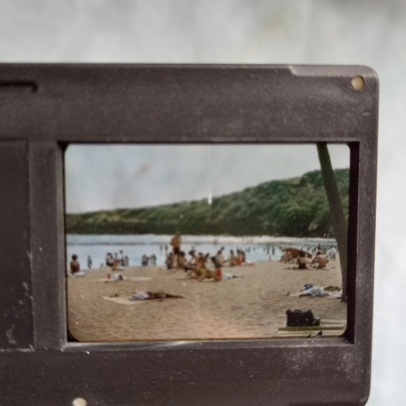 Vintage Asian photo negative viewer - Picture 7 of 8